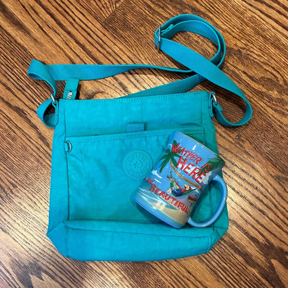 Kipling & Margaritaville combo- Crossbody Bag w Jimmy Buffett mug